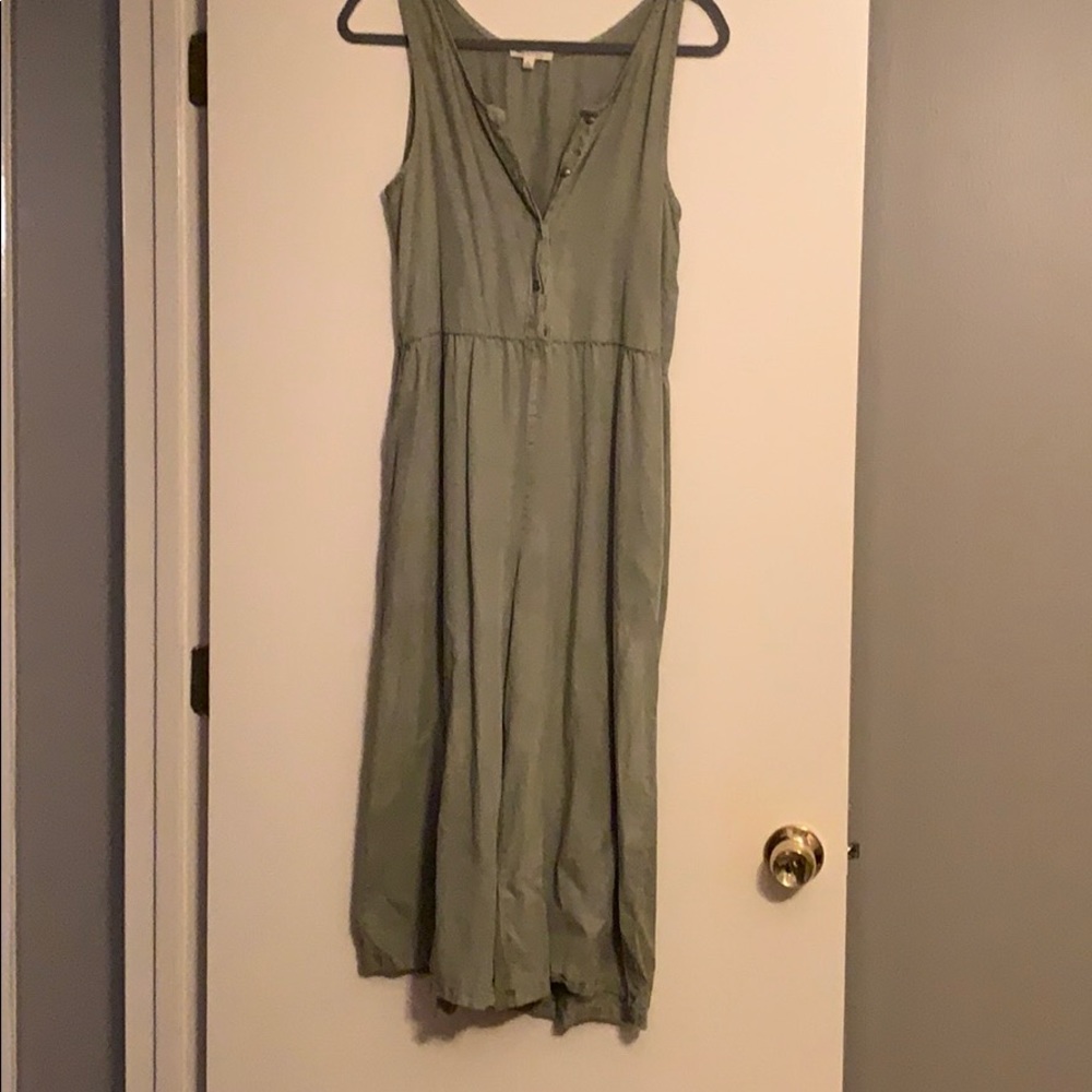 Light olive jumpsuit (SO COMFY)
